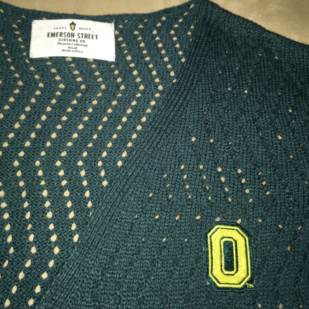 UO Shrug Sweater Go Ducks! NWOT